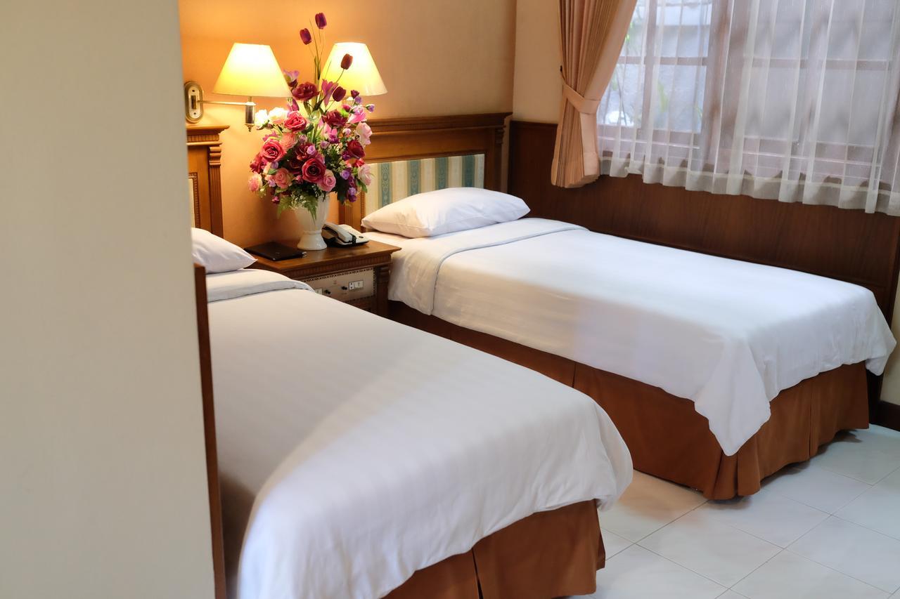Sapta Nawa Resort 1 Gresik Exteriör bild